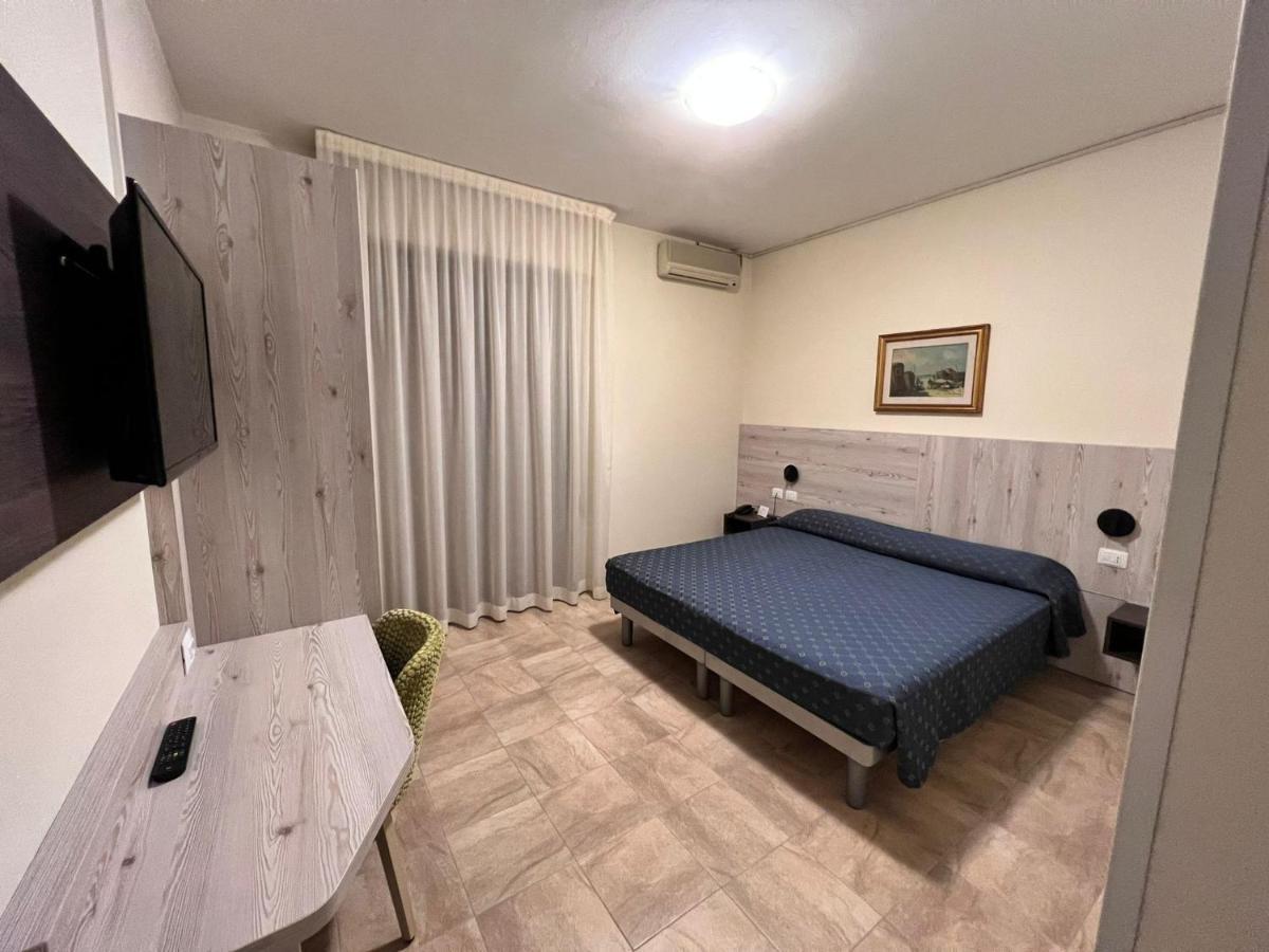 Albignasego Hotel Colonna מראה חיצוני תמונה