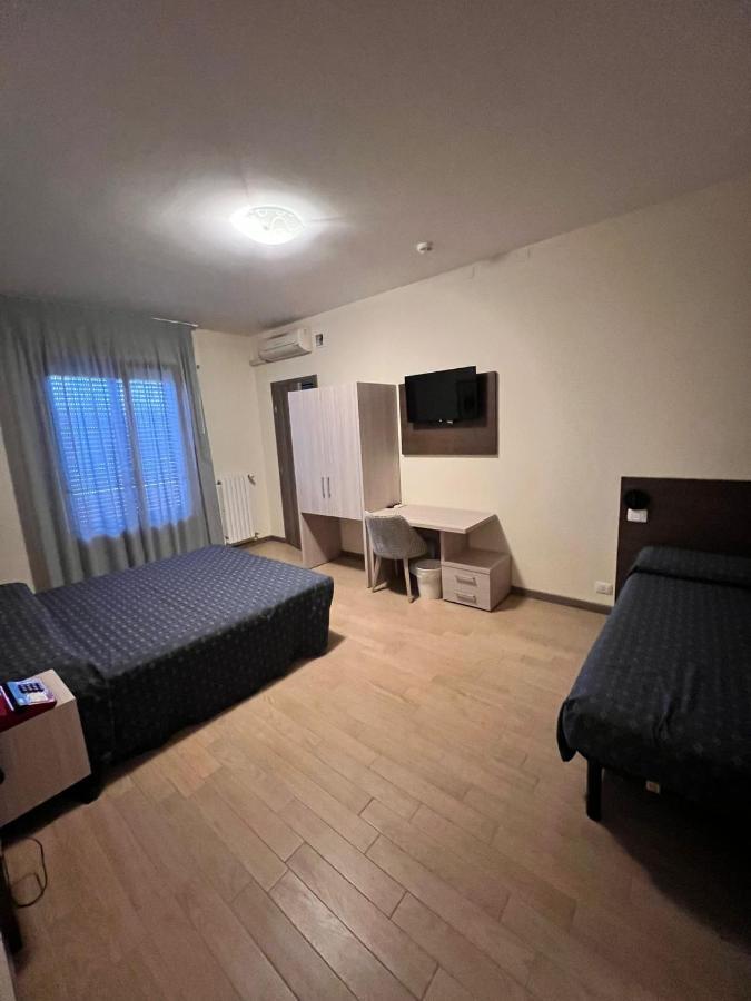 Albignasego Hotel Colonna מראה חיצוני תמונה